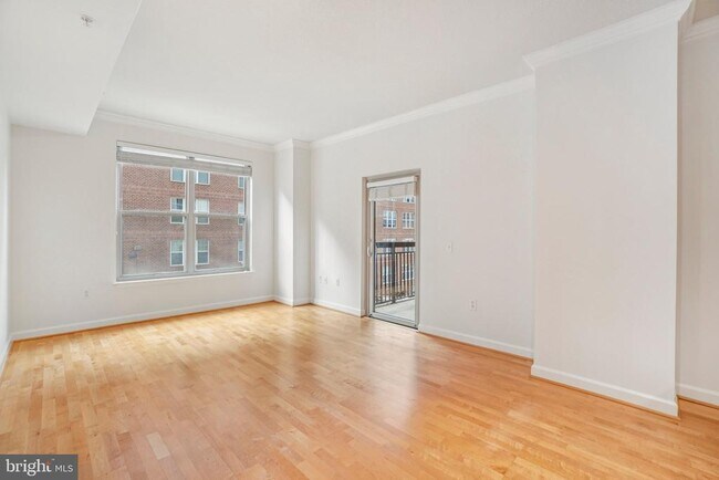 Building Photo - 1441 Rhode Island Ave NW