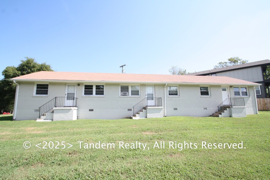 Primary Photo - 912 Morrow Rd