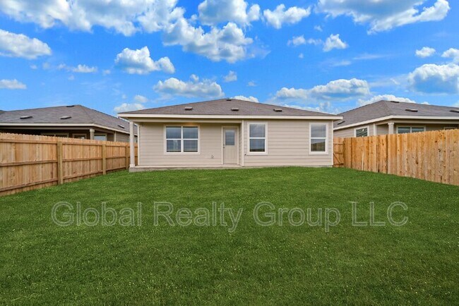 Building Photo - 9105 Navarro Vis