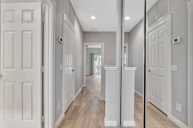 Building Photo - 2873 E Community Dr