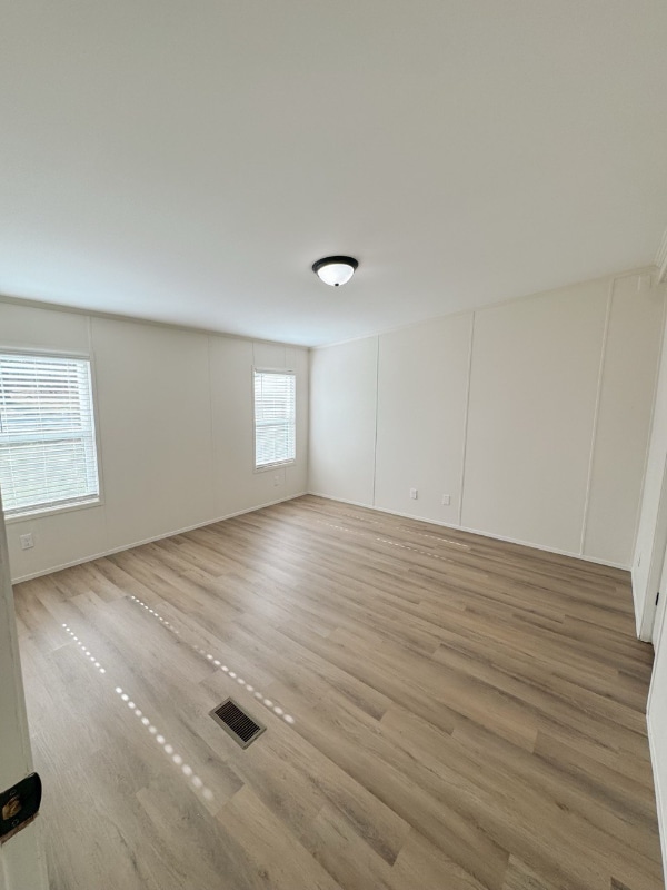 Building Photo - 512 Rock Creek Rd