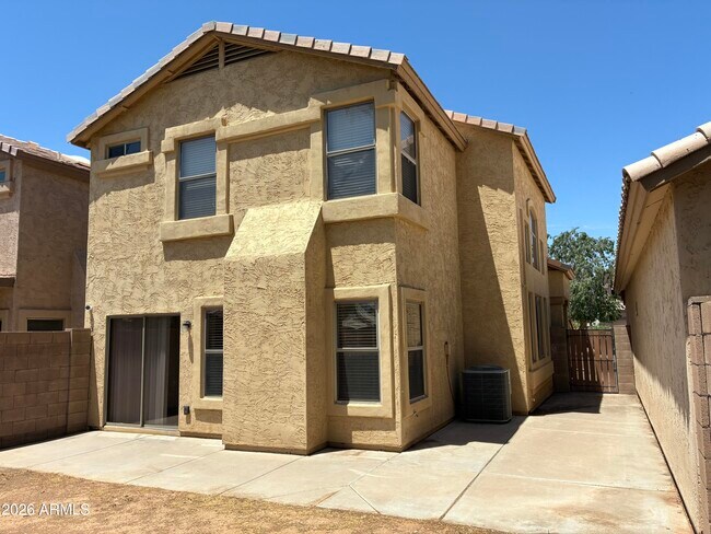 Building Photo - 1909 N 106th Ln