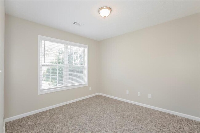 Building Photo - 971 Simon Park Cir