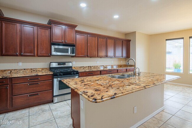 Building Photo - 15290 W Ventura St
