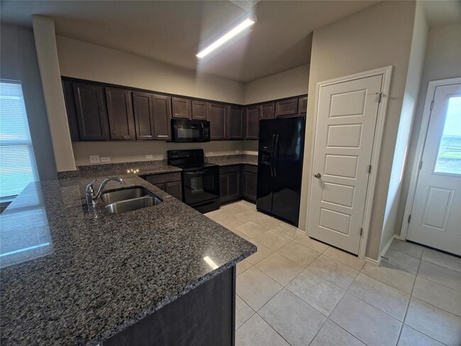 Building Photo - 140 Dodge Rd