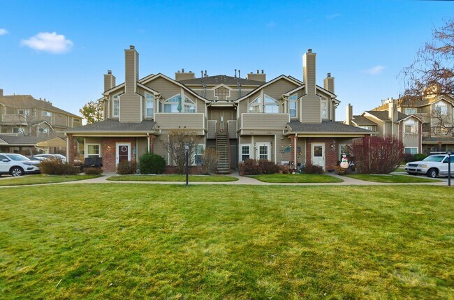 Building Photo - 4760 S Wadsworth Blvd