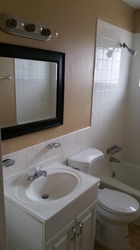 Building Photo - 5816 Blackhawk Dr