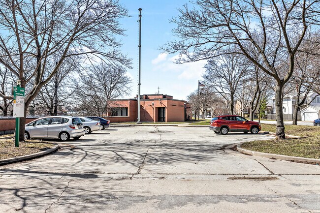 Building Photo - 419 Harrison St