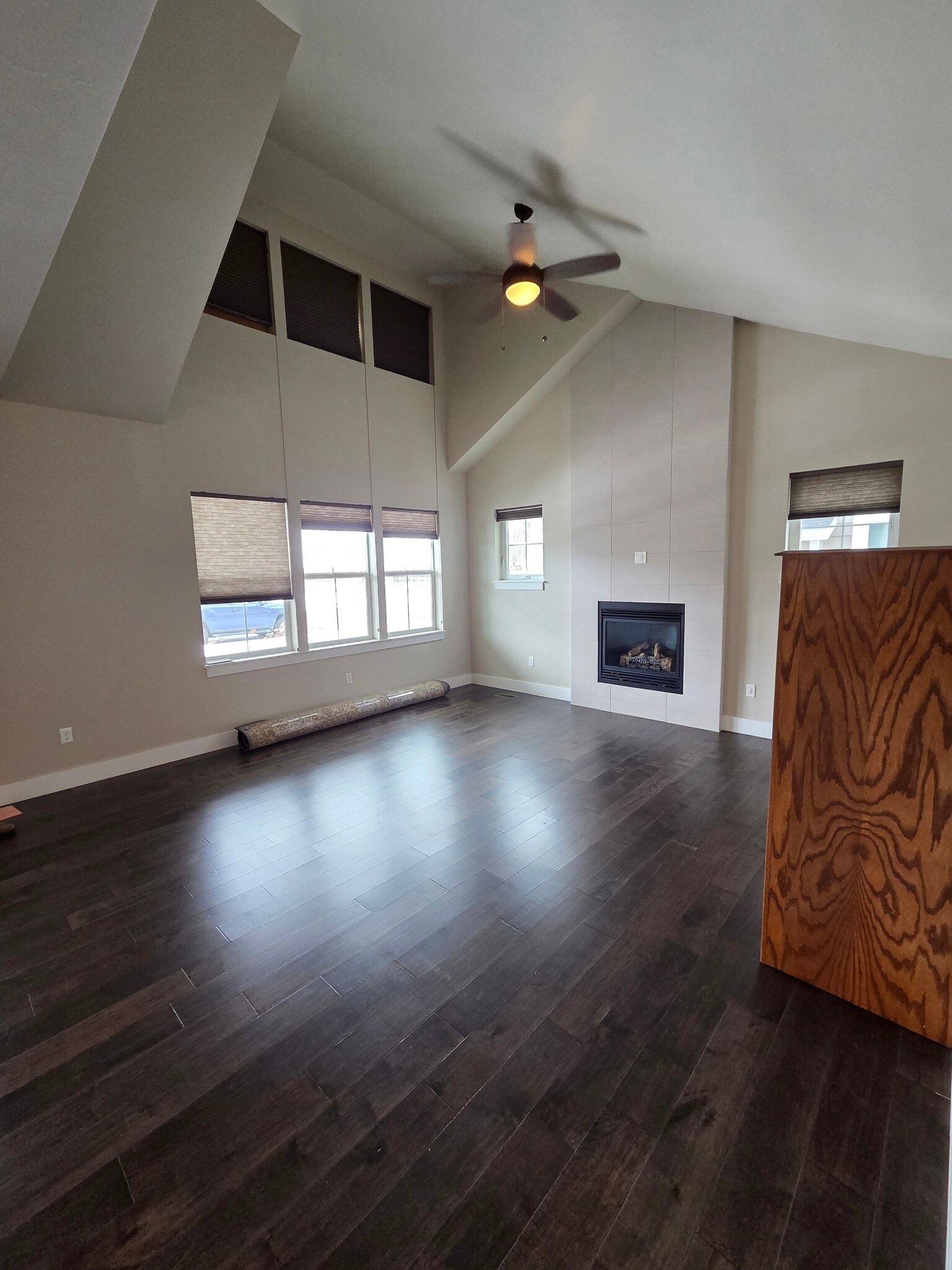 Livingroom - 3378 S 22nd Ave