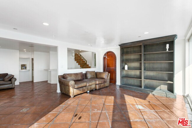 Building Photo - 17737 Porto Marina Way