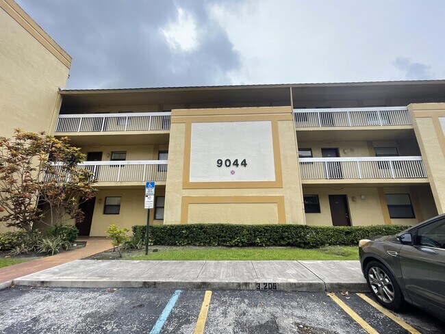 Building Photo - 9044 NW 28th Dr