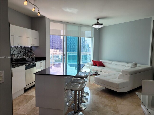 Building Photo - 350 S Miami Ave