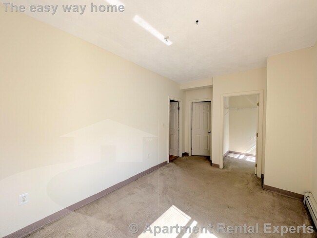 Building Photo - 373 Highland Ave