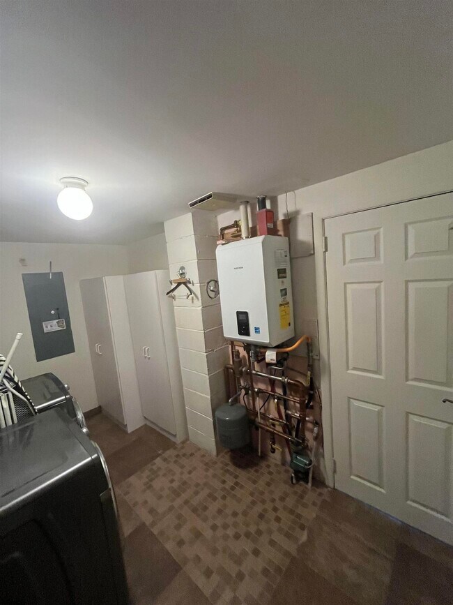 Building Photo - 308 Steven Dr