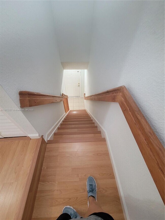 Building Photo - 14385 SW 120th Ct