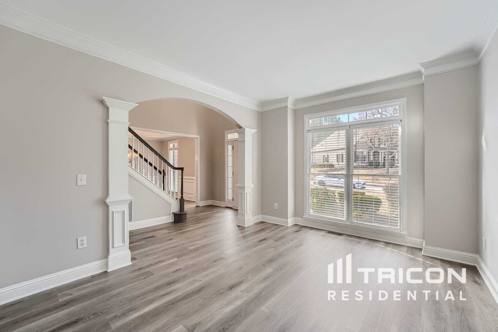 Building Photo - 1410 Bentwater Dr