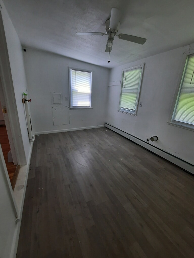Building Photo - 300 County Rd 565