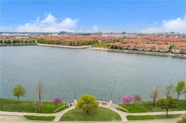 Building Photo - 6736 Marbella