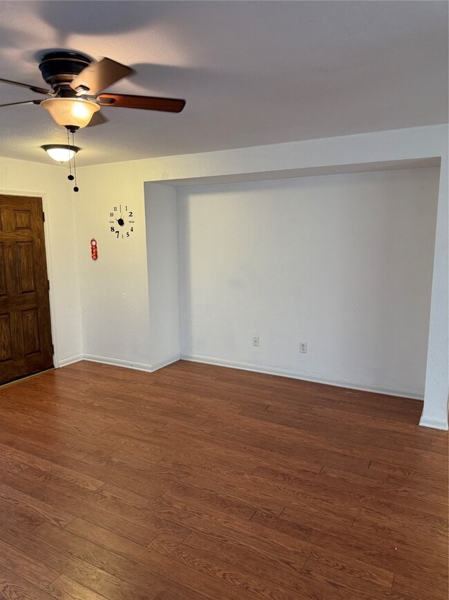 Building Photo - 15930 Randall Ridge Ln