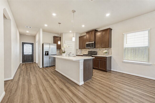 Building Photo - 1218 Glendora Dr