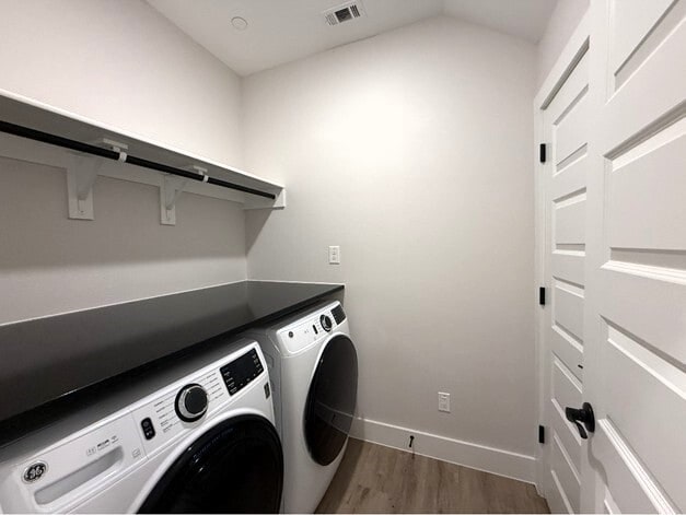 Building Photo - 5603 Mobeetie Lp