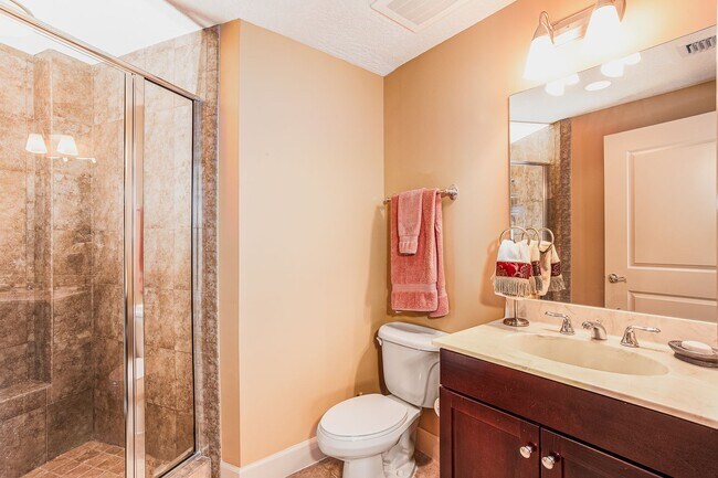 Building Photo - 1809 1st St N