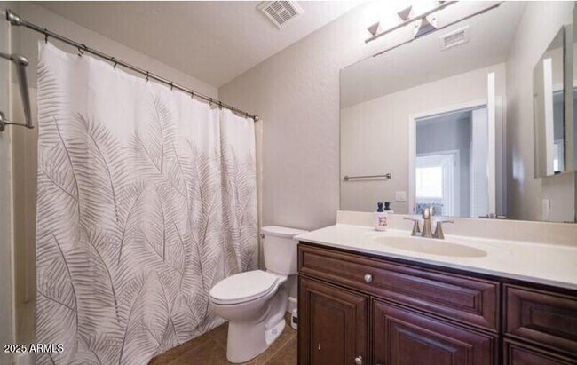 Building Photo - 3924 S Hollyhock Pl