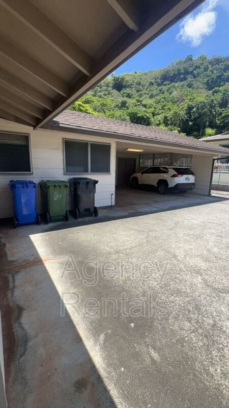 Building Photo - 1638 Ala Makani Pl