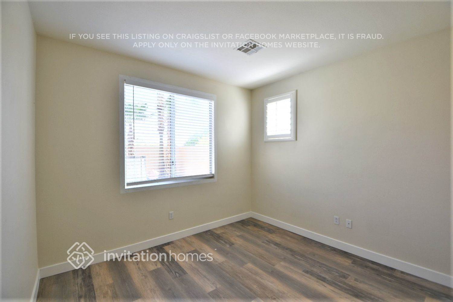 Building Photo - 10100 Crest Brook Pl