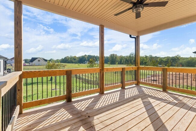 Building Photo - 814 Willowicke Dr