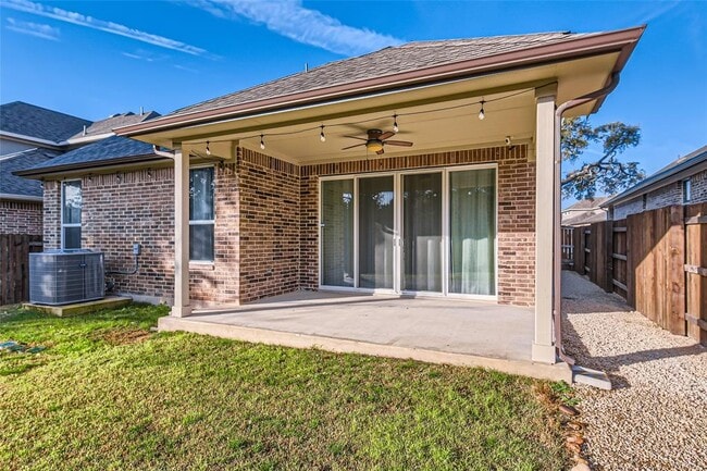 Building Photo - 2212 Alamar walk