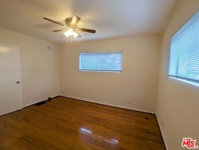 Building Photo - 1421 Kellam Ave