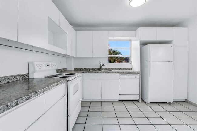 Building Photo - 4707 NW 7th St