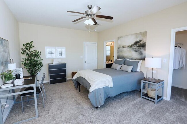 Building Photo - 3560 Aspen Heights Pky