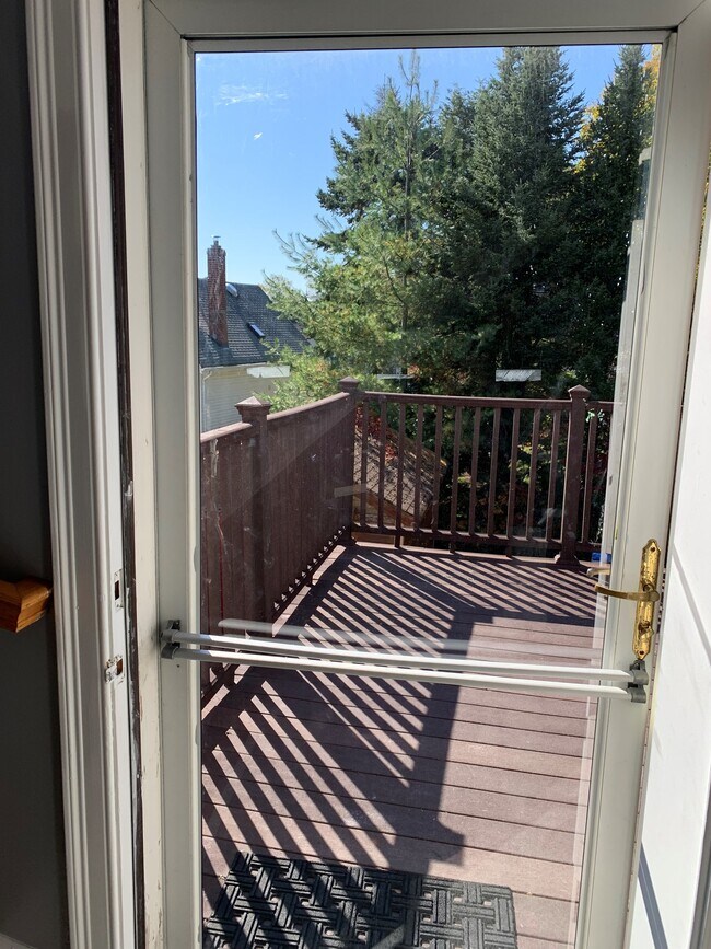 Building Photo - 3 Commercial St