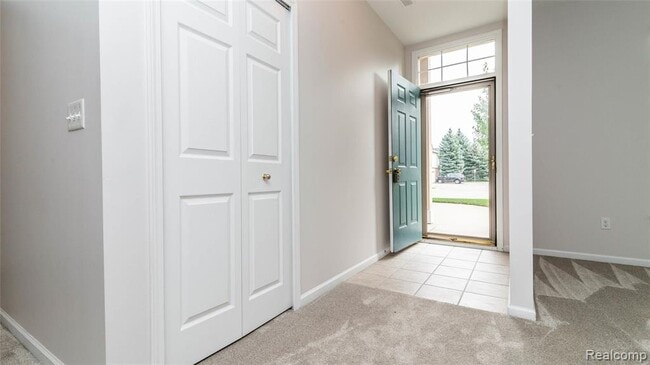 Building Photo - 3106 Chesapeake Cir