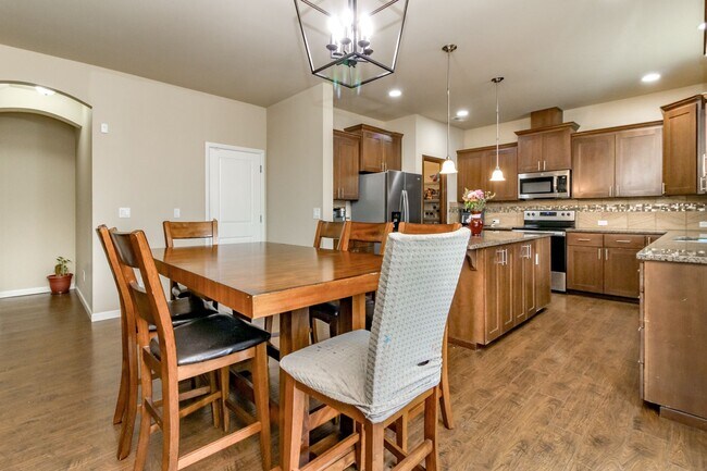 Building Photo - Beautiful Home in Highly Sought After Yelm...