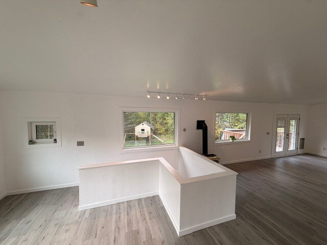 Building Photo - 4500 Willow Cir