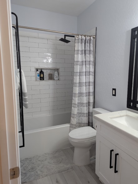 Building Photo - 41092 N Salix Dr