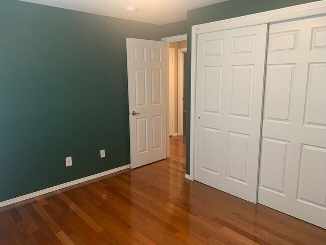 Building Photo - 4213 Tyler Way