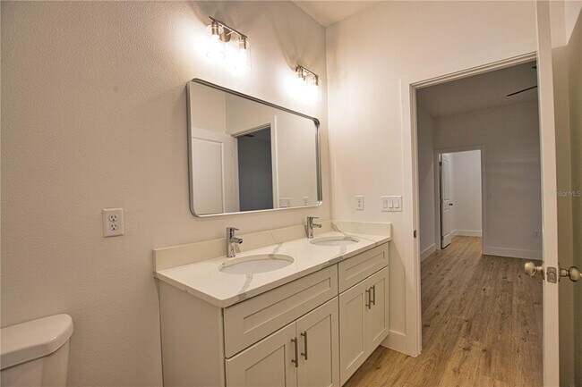 Building Photo - 289 Boundary Blvd