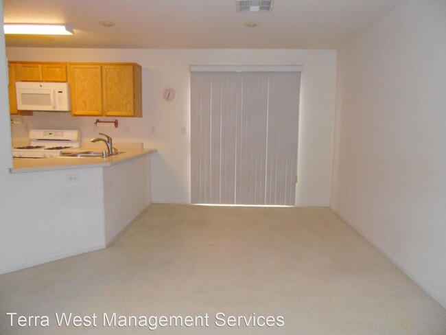 Building Photo - 2 br, 1.5 bath House - 9972 Delicate Dew S...