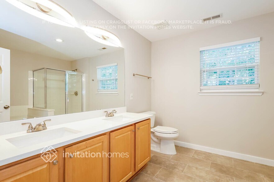 Building Photo - 7918 Antique Cir