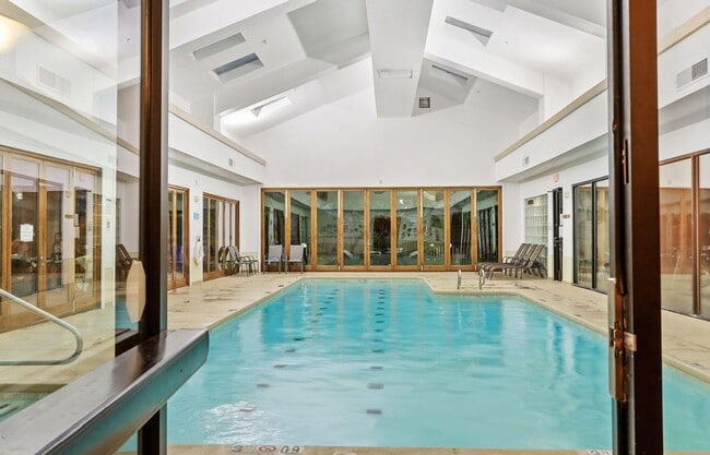 Building Photo - Morningstar Casitas Condo #308