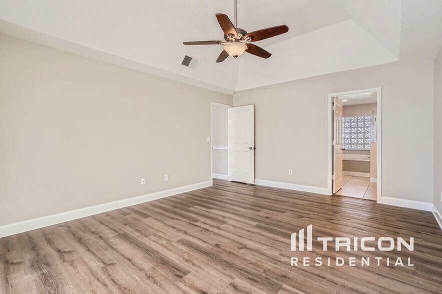 Building Photo - 1004 Quaker Ridge Ct