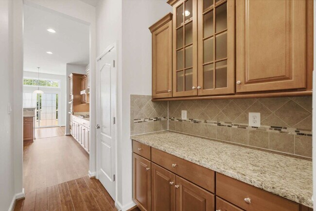 Building Photo - Sophisticated Colonial Offering Refined Finishes, Gourmet Kitchen & Spacious Floor Plan