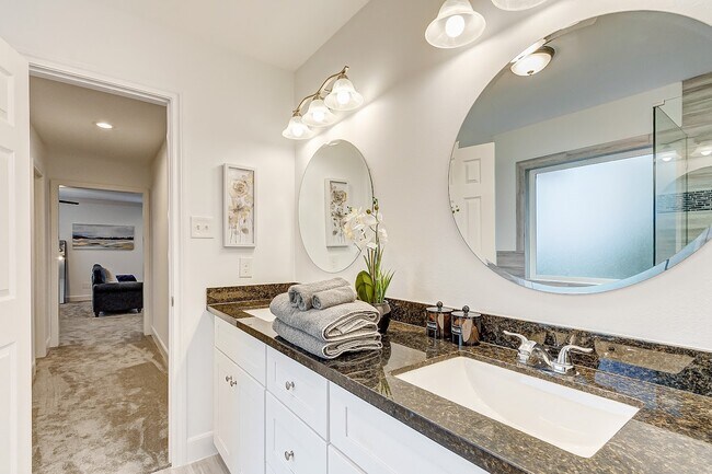 Building Photo - 14510 Sanour Dr