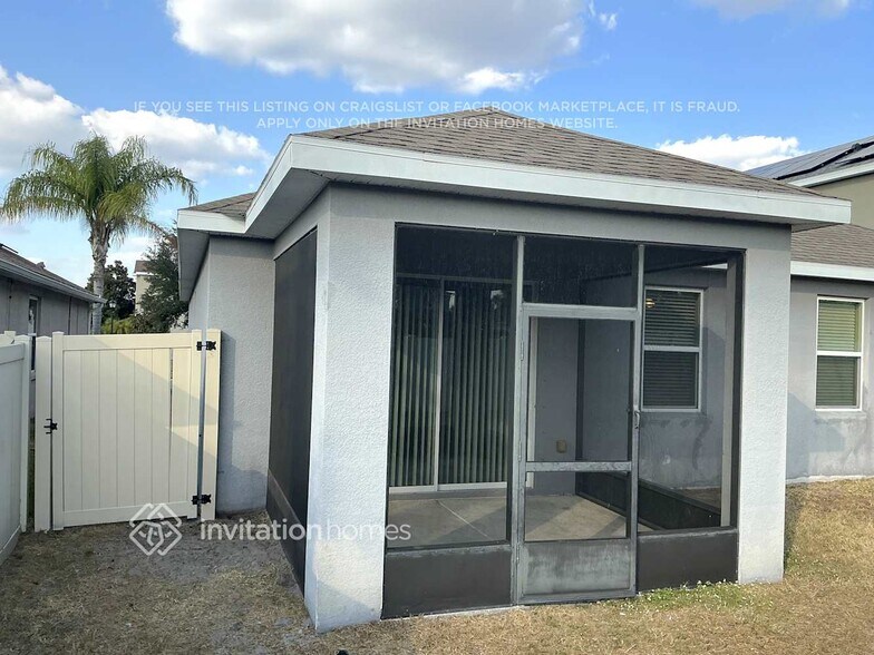 Building Photo - 12128 Rambling Stream Dr