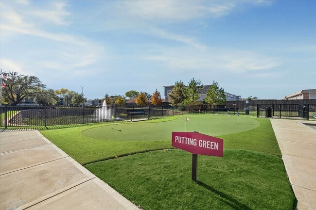 Building Photo - 6804 Westview Dr