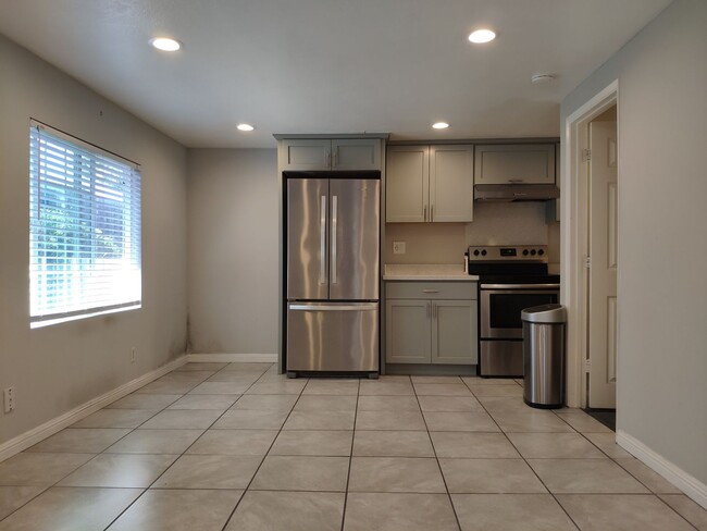 Building Photo - 1150 Pecos Way